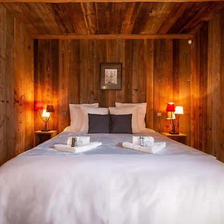 Les Chosalets Chalet Sleeps 8 Domek alpejski *