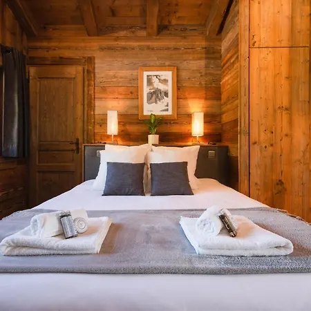 Domek alpejski Les Chosalets Chalet Sleeps 8